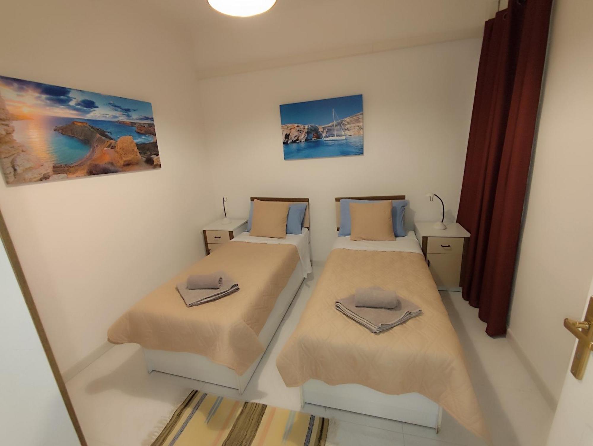 Appartement Sea Breeze Bliss - Self Check-In à San Pawl il-Baħar Extérieur photo